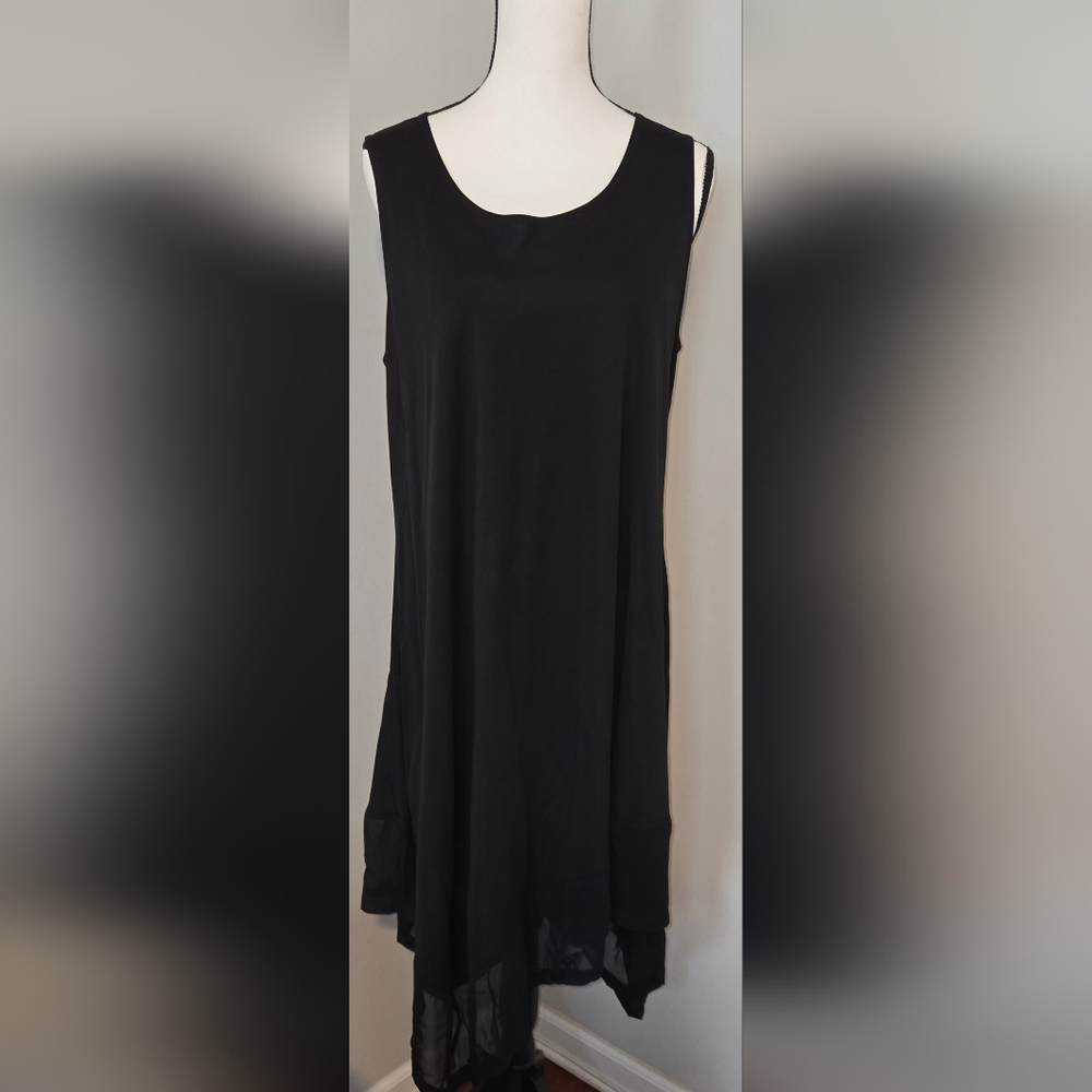 Sleeveless Black Dress